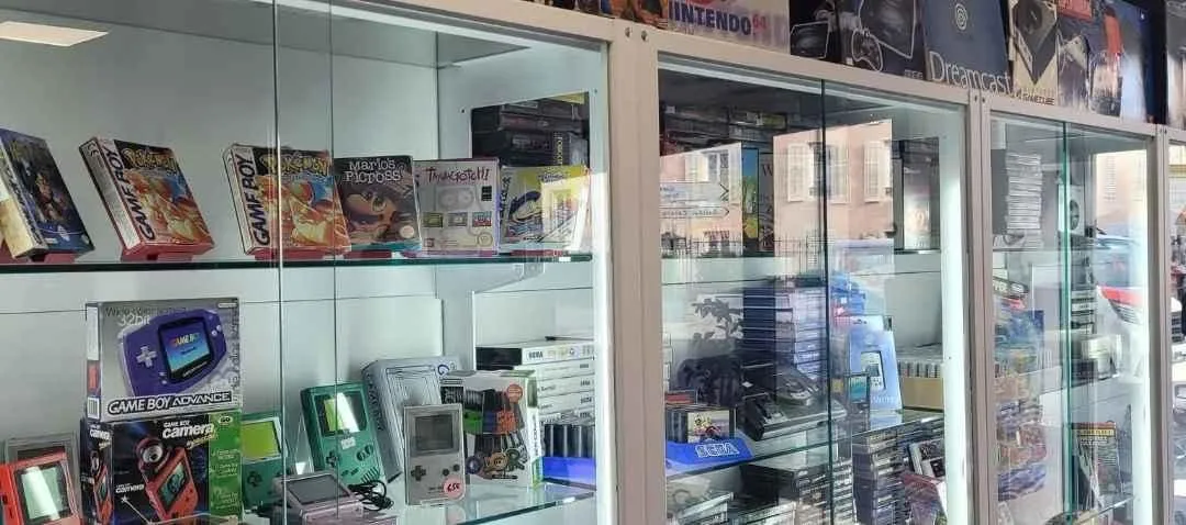 Store Image
