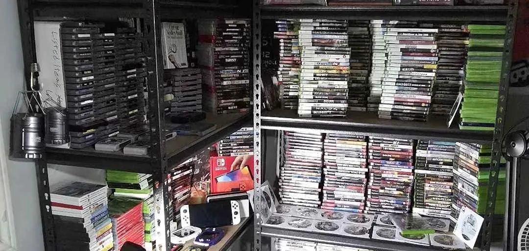 Store Image