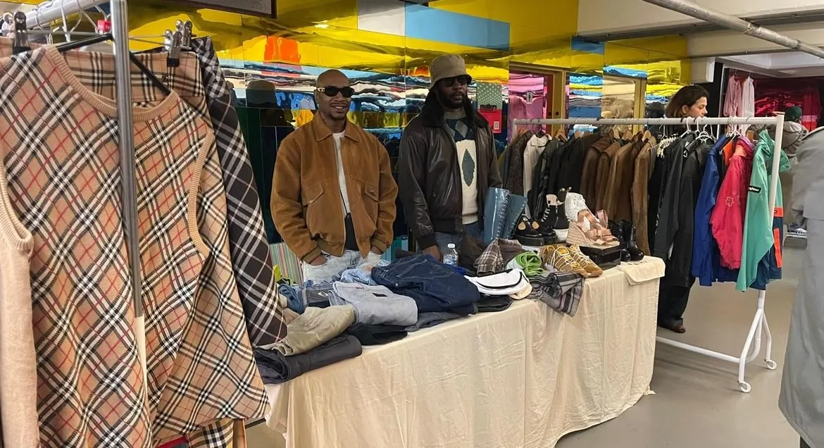 Store Image