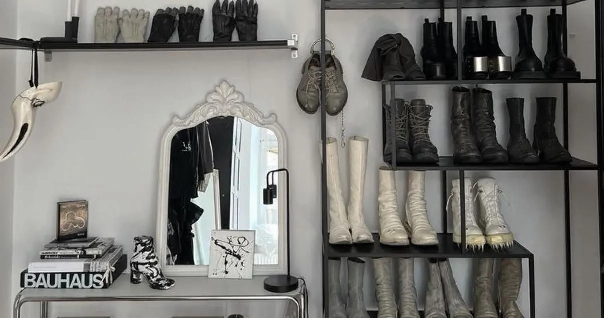 Store Image
