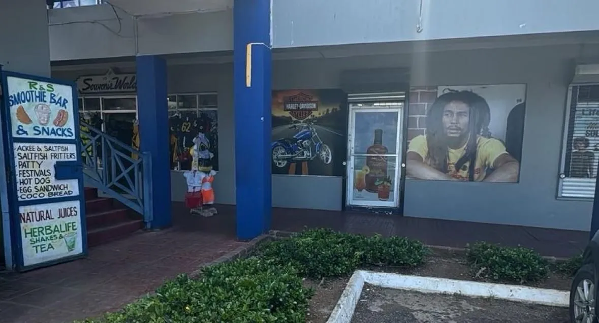 Store Image