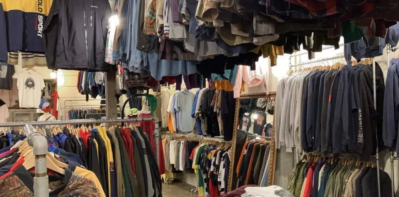 Store Image
