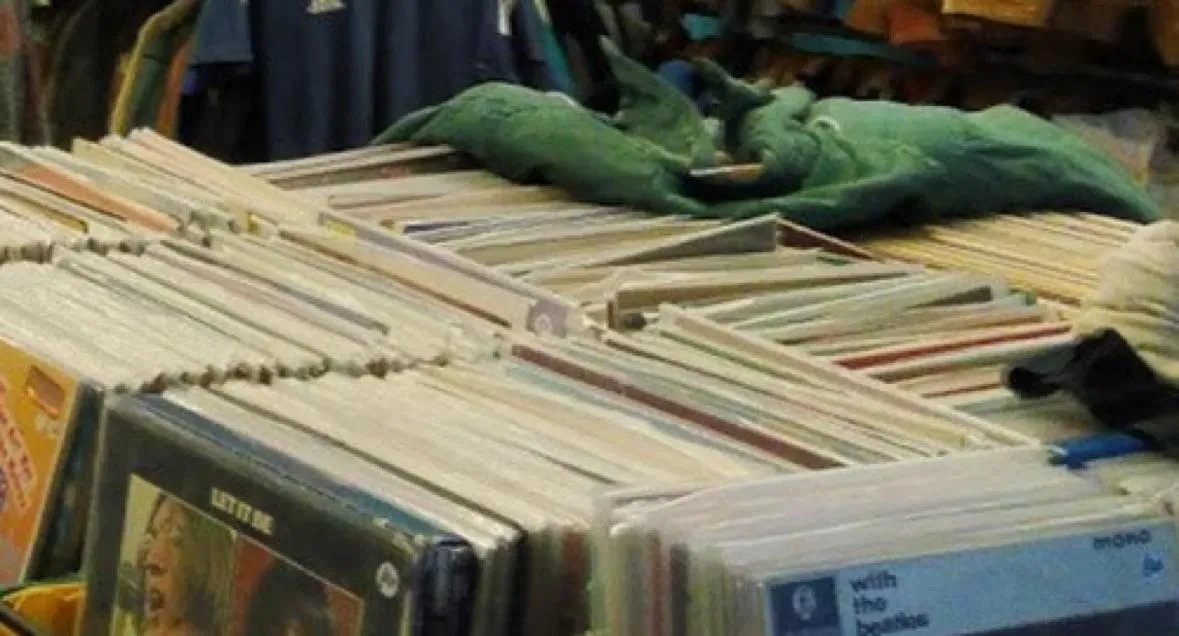 Store Image