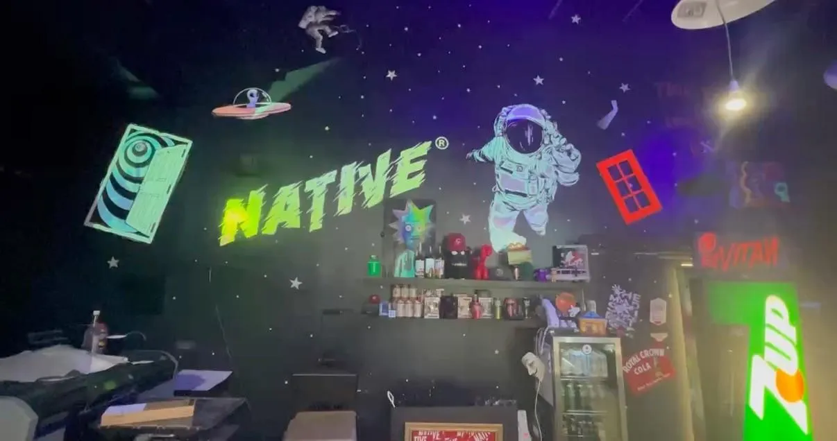 Store Image