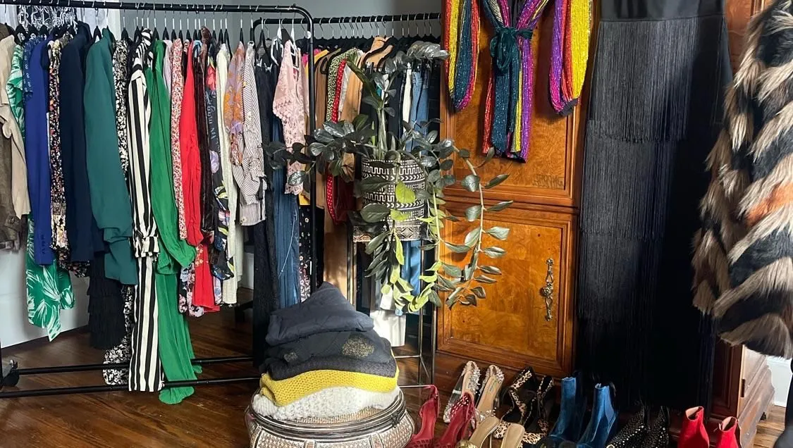 Store Image