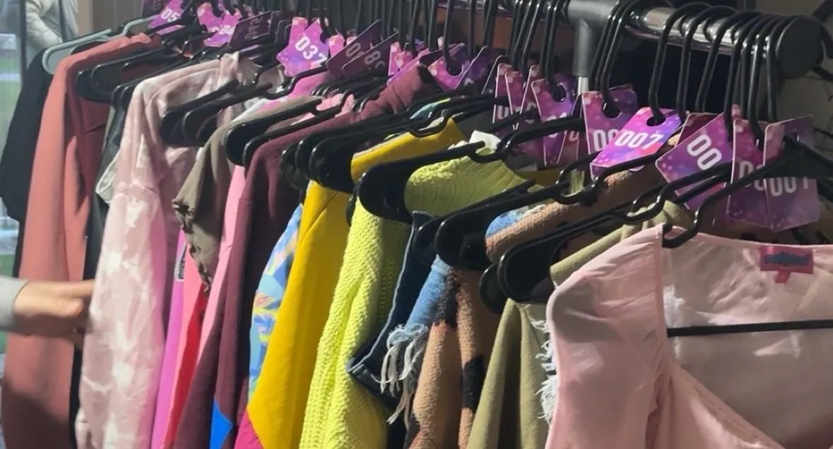 Store Image