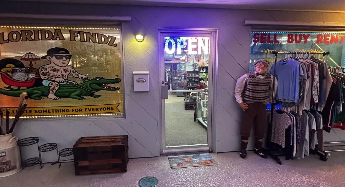 Store Image
