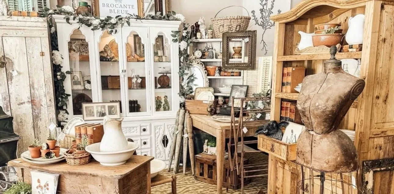 Store Image