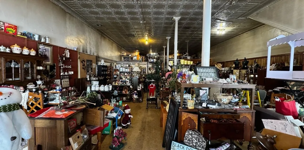 Store Image