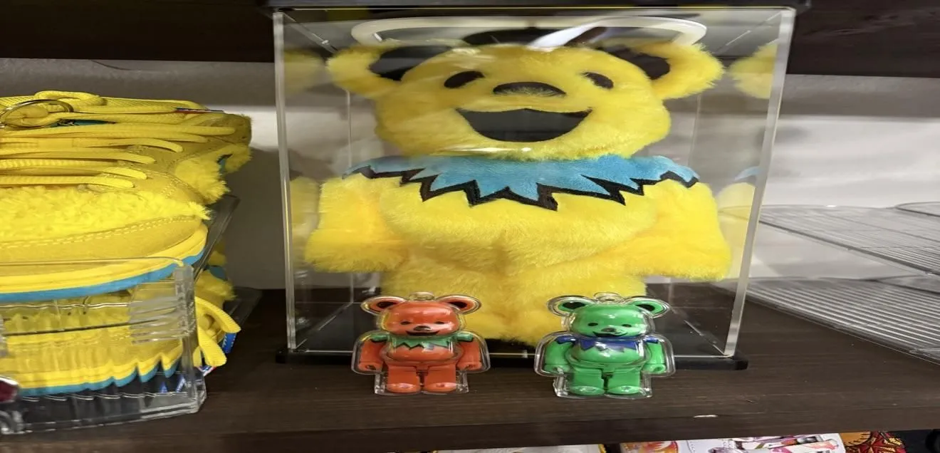 Store Image
