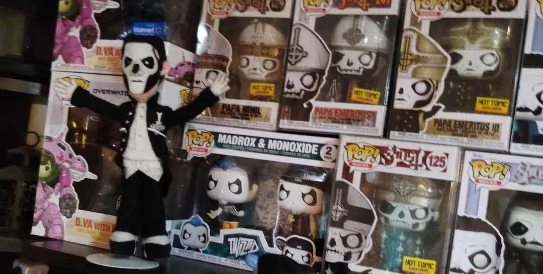Store Image