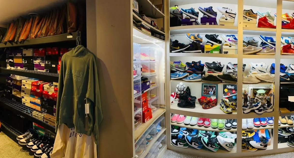 Store Image