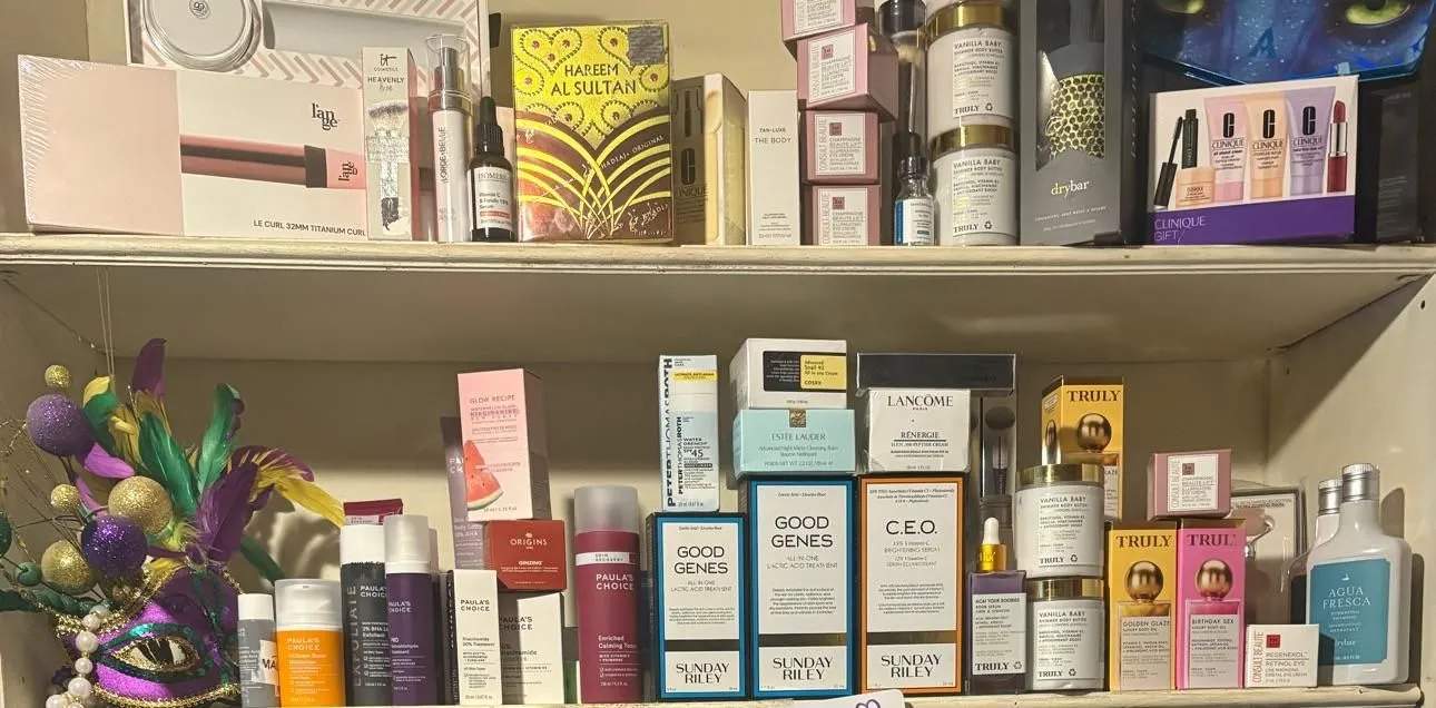 Store Image