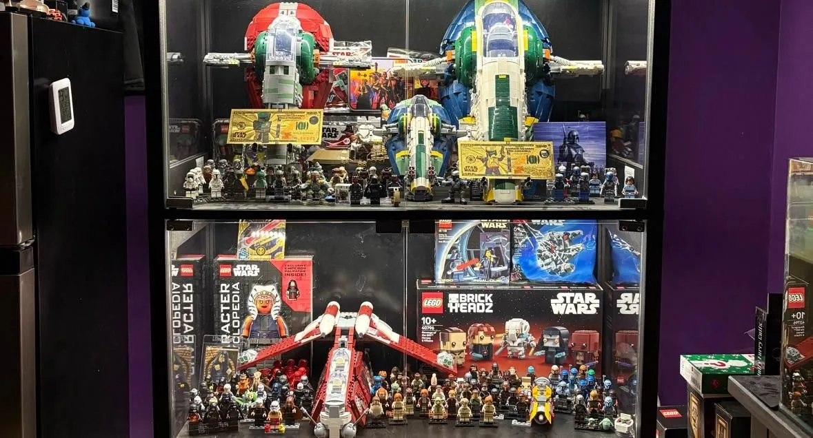 Store Image