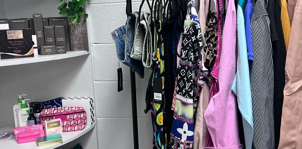 Store Image