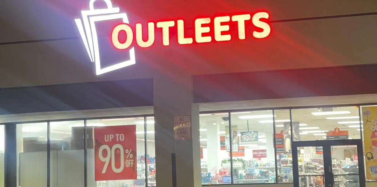 Store Image
