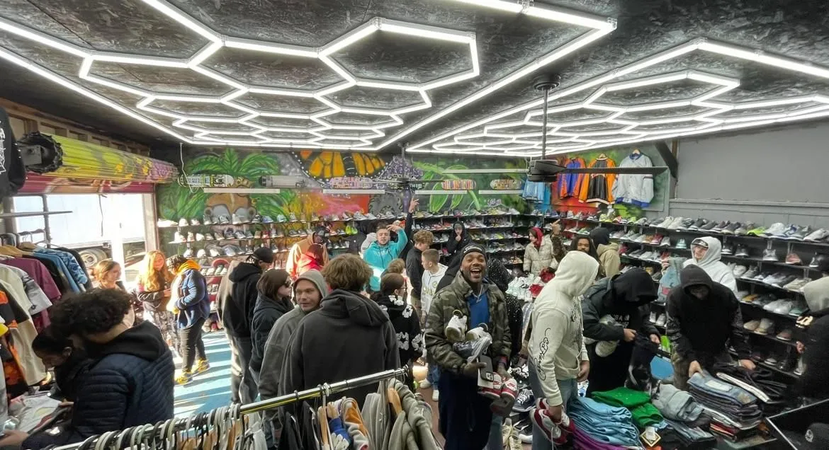Store Image