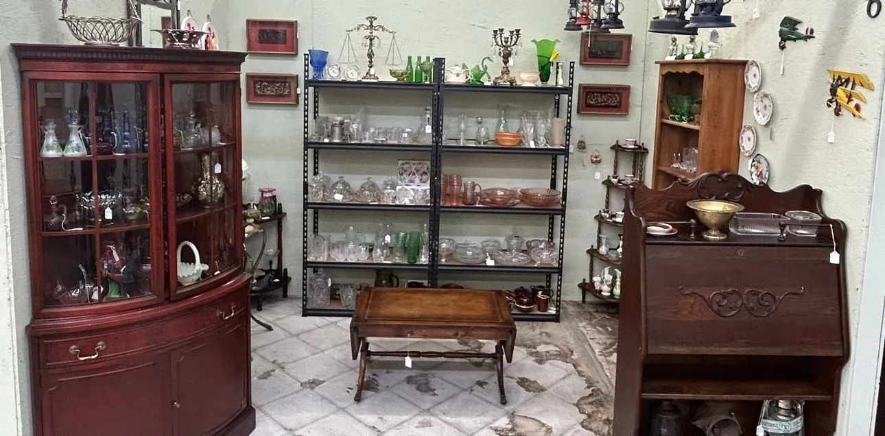 Store Image