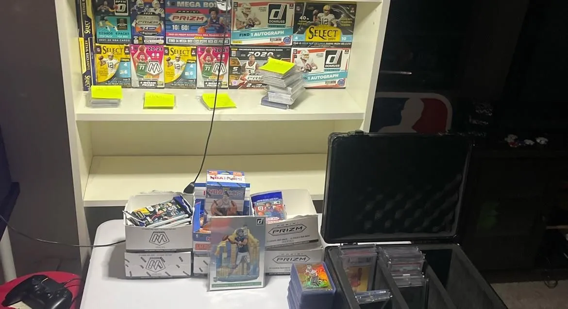 Store Image