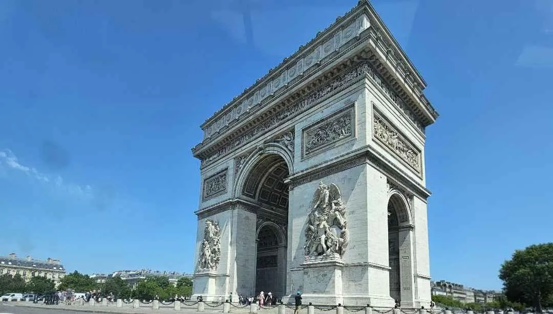 Store Image