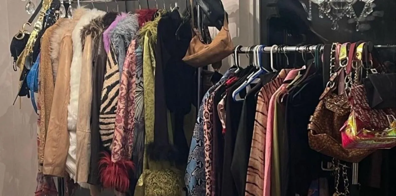 Store Image