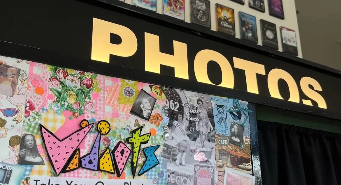 Store Image