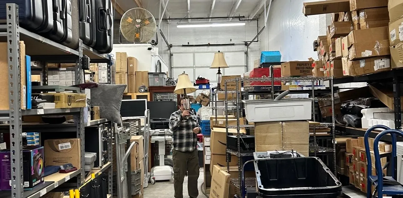 Store Image