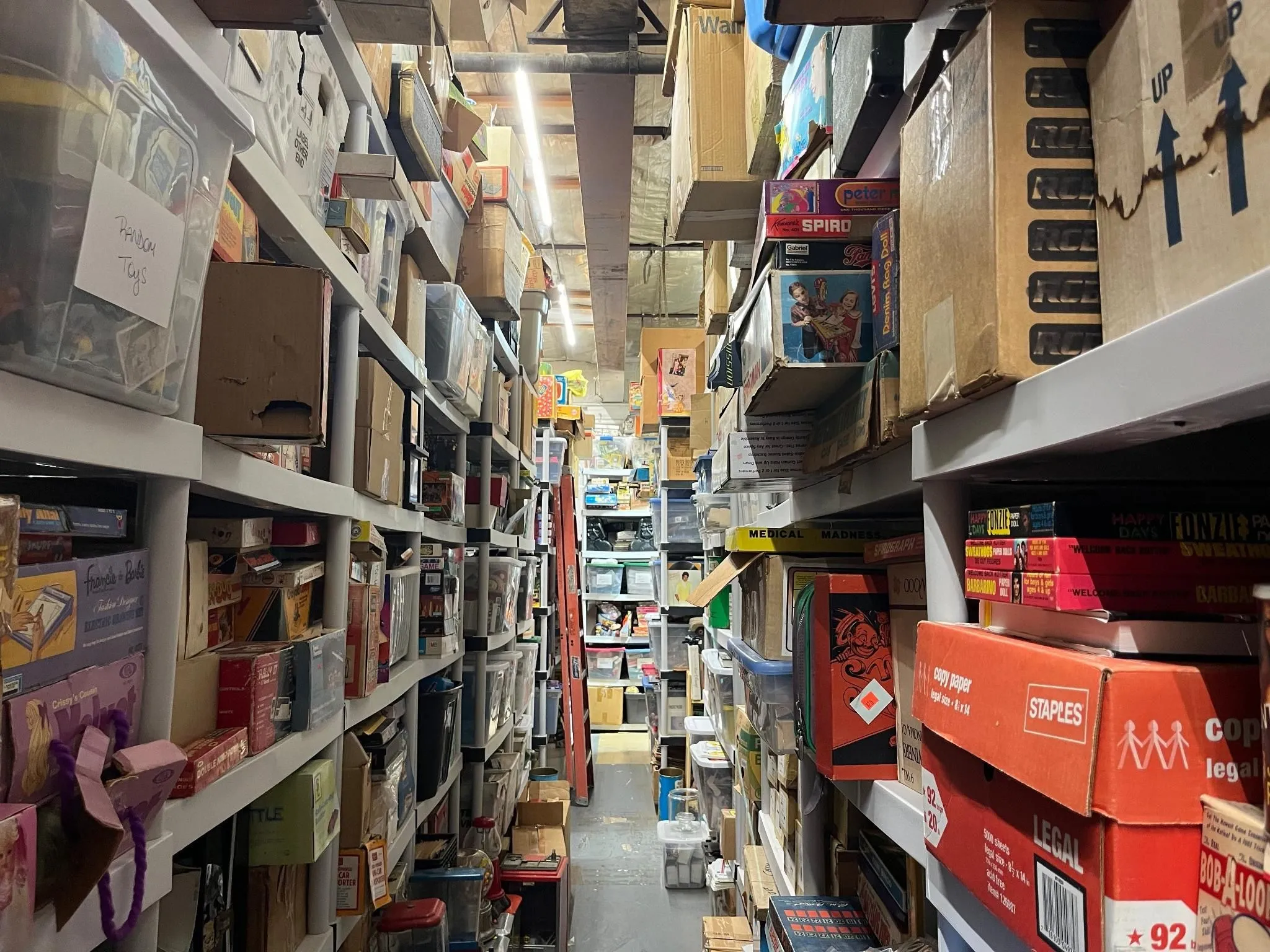 Store Image