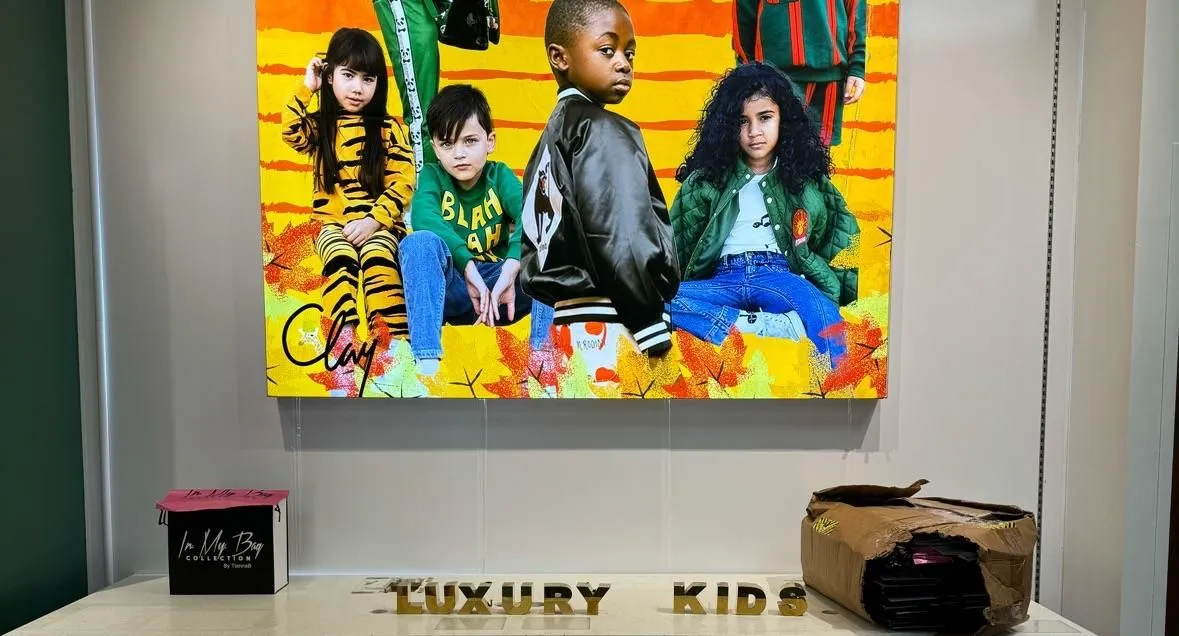 Store Image