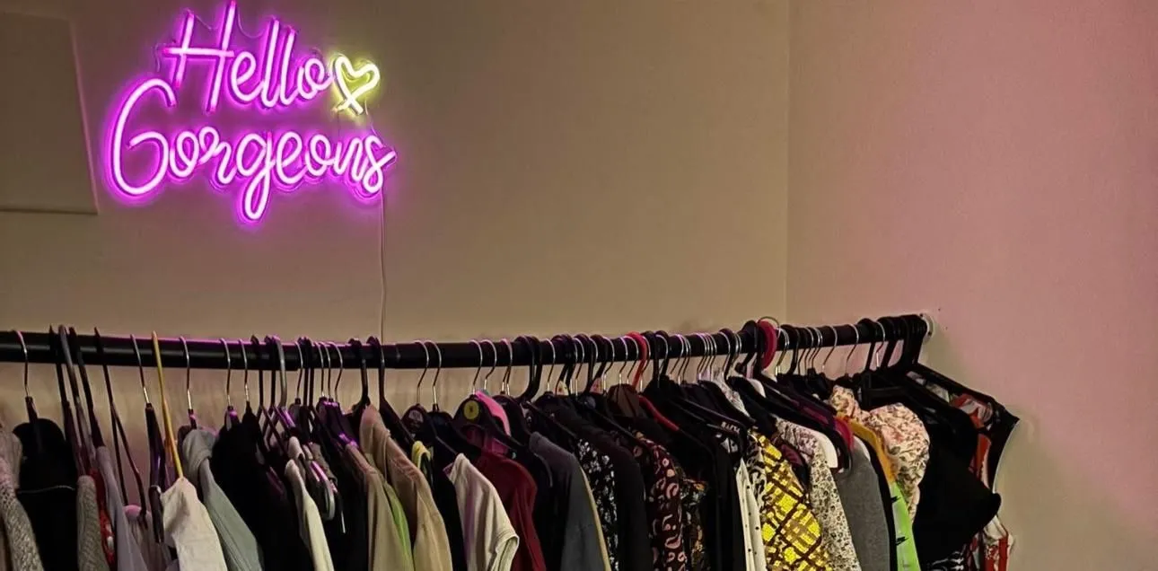 Store Image