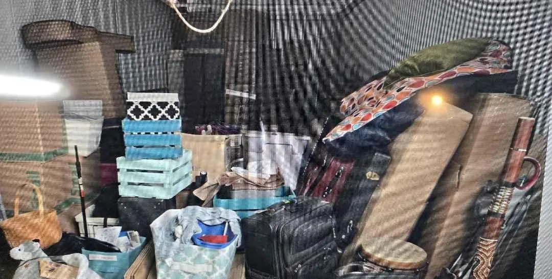 Store Image