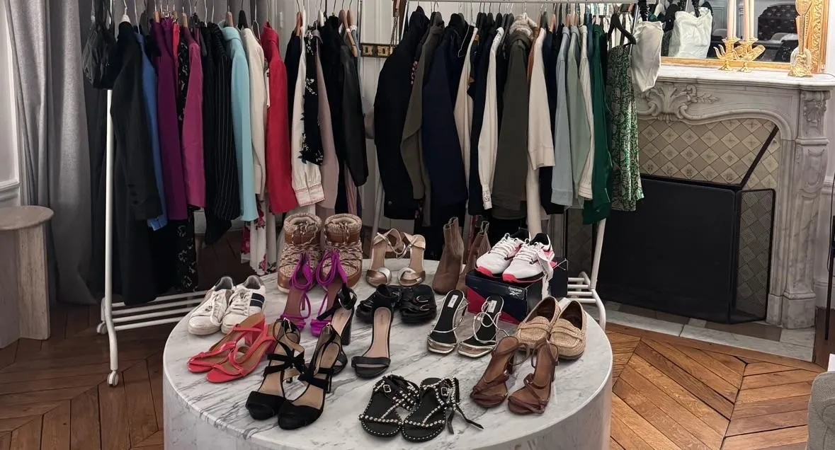 Store Image
