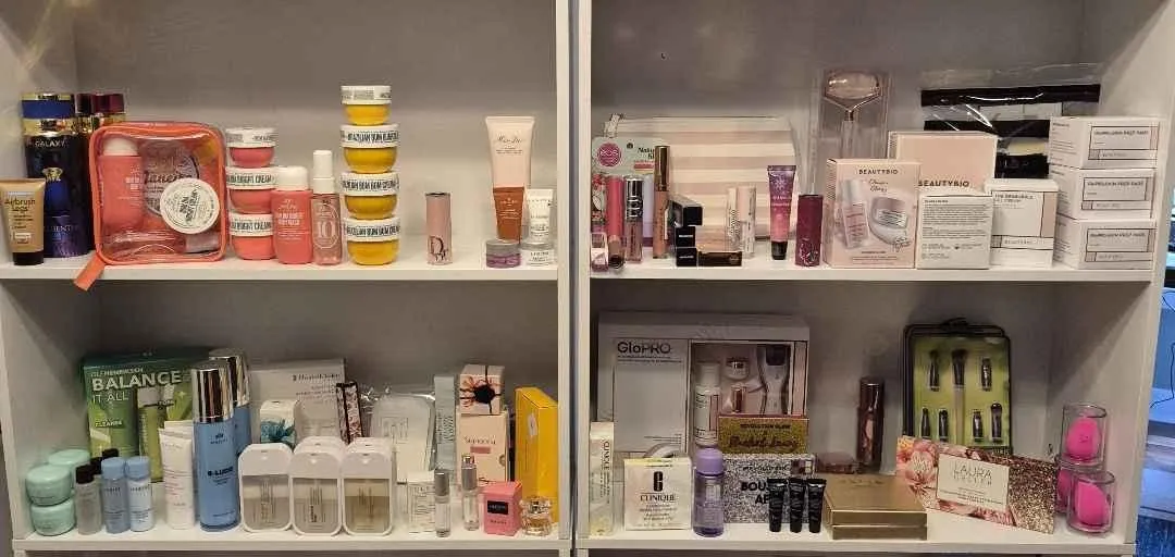 Store Image