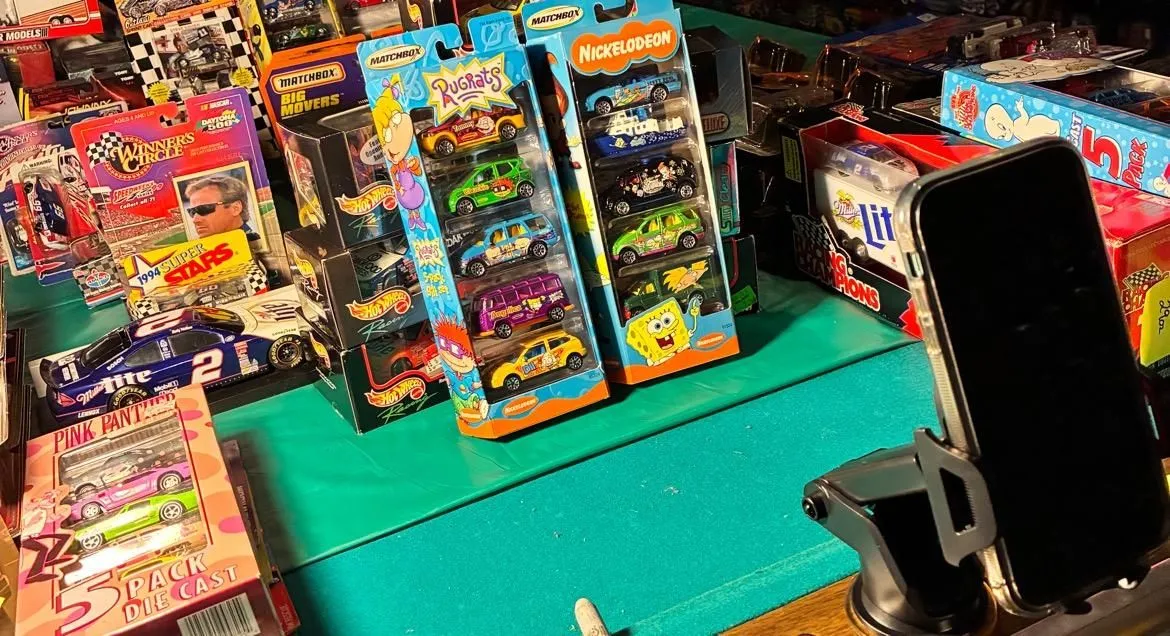 Store Image