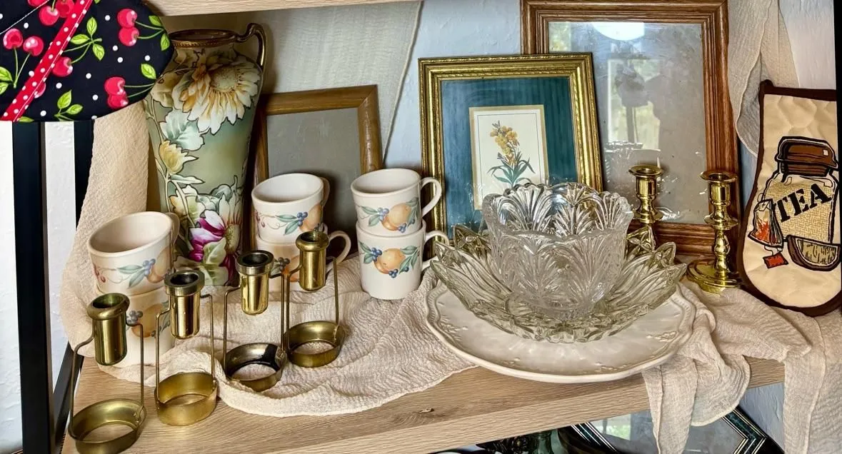 Store Image