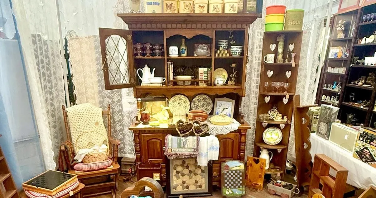 Store Image