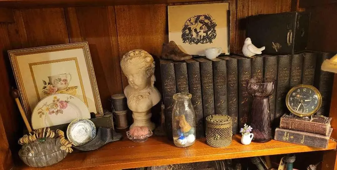Store Image