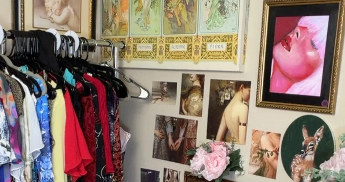 Store Image