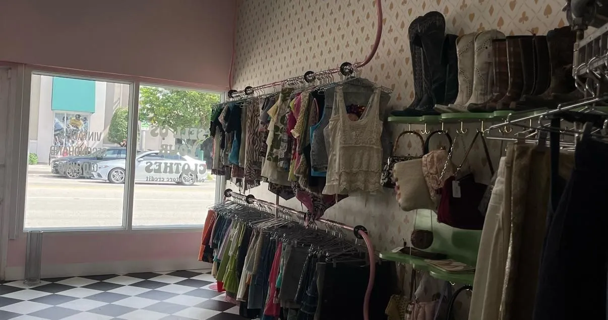 Store Image