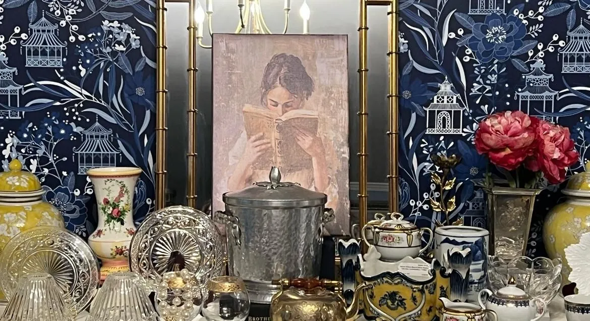 Store Image