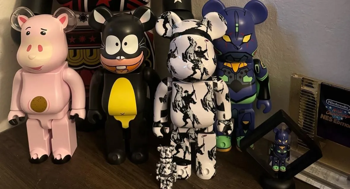 Store Image