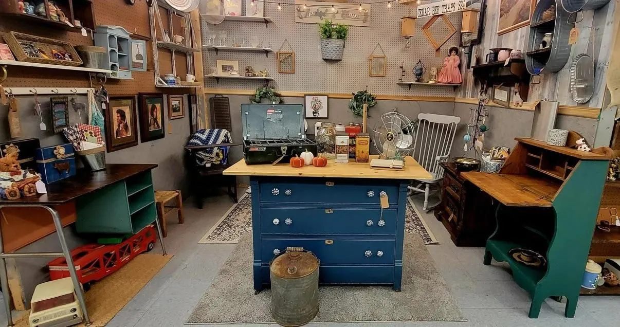 Store Image