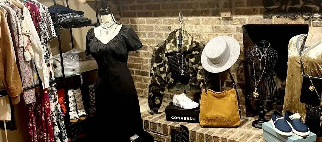 Store Image