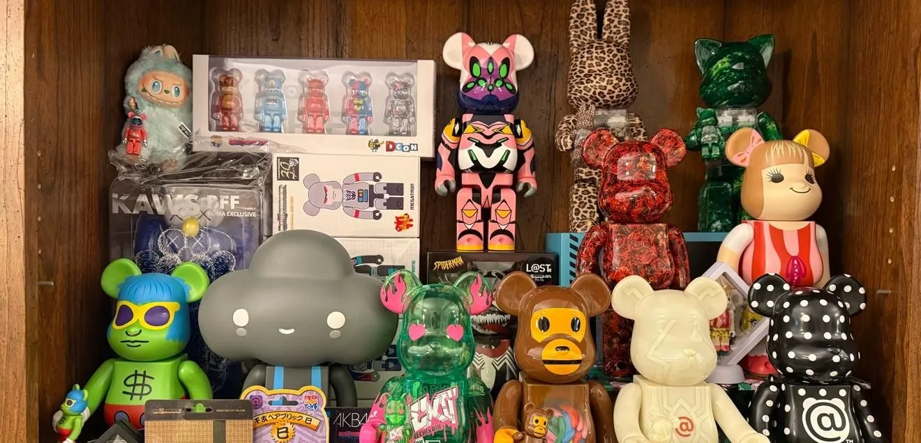 Store Image