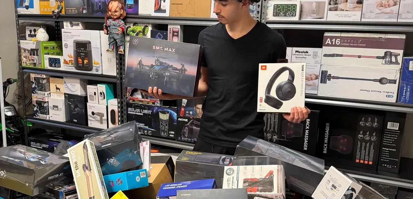 Store Image