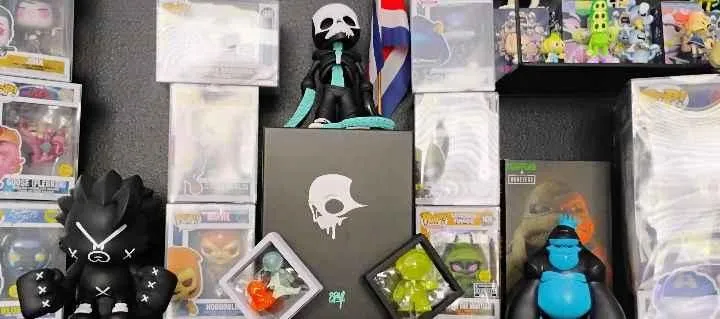 Store Image