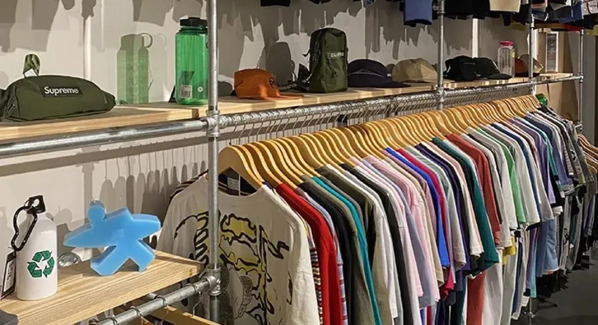 Store Image