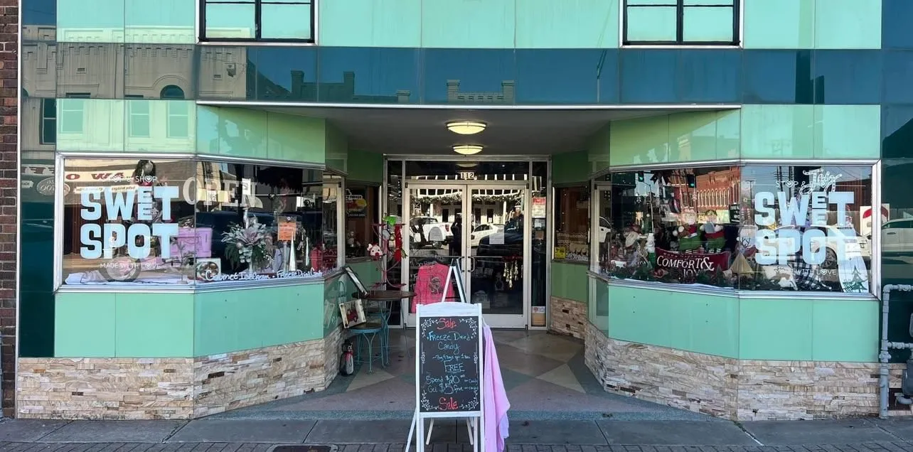Store Image