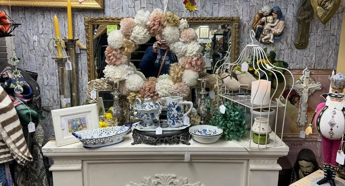 Store Image