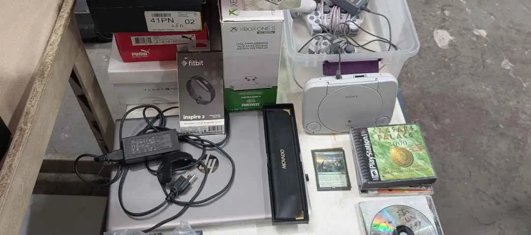 Store Image